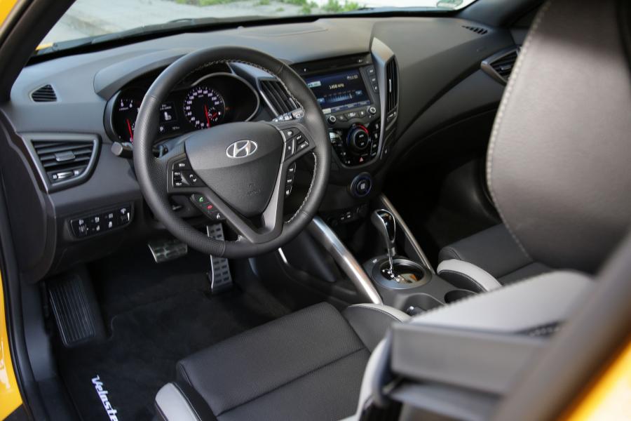  Hyundai Veloster Turbo 2015 года  (фото 25 из 27)
